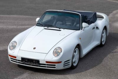 129万8750ユーロ（邦貨換算約2億1000万円）で落札されたポルシェ「959スピードスター」（C）Courtesy of RM Sotheby's