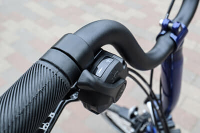 スタンダードな「C Line」は、内装3段・外装2段の計6段