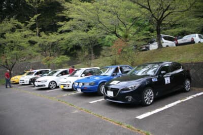 参加する車種は、バラエティに富んでいる