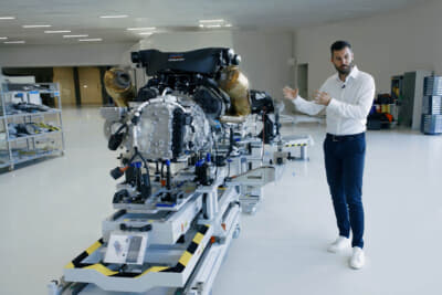 A New Eraの最新エピソードはブガッティのマテ・リマックCEOの説明からはじまる