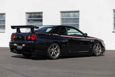 2万2960ドル（約3310万円）で現在も販売中の日産「スカイラインGT-R NISMO R1」（C）Bonhams