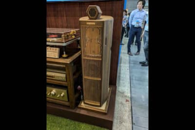 木の振動板を使った中音域スピーカーユニットを開発した