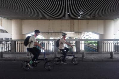 クルマでは通ることができないような道を、ちょっと寄り道しながら走ることができるのがブロンプトンの魅力