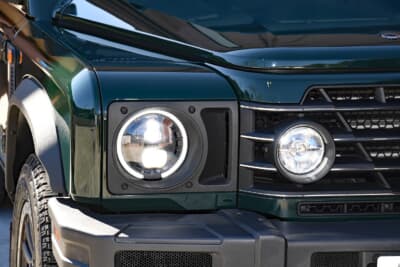 イネオス「グレナディア」：LEDヘッドライトの内側にLEDハイビーム補助灯を装備