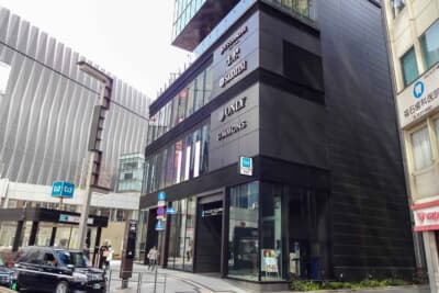 ここにはかつてニュー東宝シネマ1．2が存在した