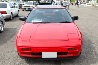 トヨタ 初代 AW11型 MR2：エアロパーツなどは装着せず、外装はフルノーマルをキープしている