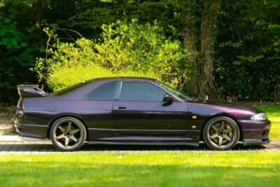 4万1340ポンド（邦貨換算約800万円）で落札された日産「スカイラインGT-R（BCNR33）」（C）Bonhams