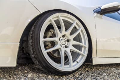 ホンダ アコードツアラー：ホイールはWORK EMOTION CR Kiwami（F&R:19×9.5J+15）をセレクト