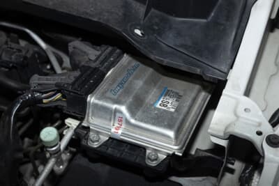 スズキ HA36型 アルト：オートリサーチ米沢のECU。1クラスと2クラスでチャンピオンを何度も輩出している