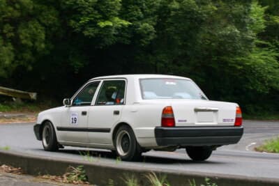 トヨタ コンフォート：パープルラリーがまツアー2025に参戦し、ミスコースなく完走した