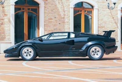 113万ユーロ（邦貨換算約1憶8500万円）で落札されたランボルギーニ「カウンタック25thアニバーサリー」（C）Courtesy of RM Sotheby's