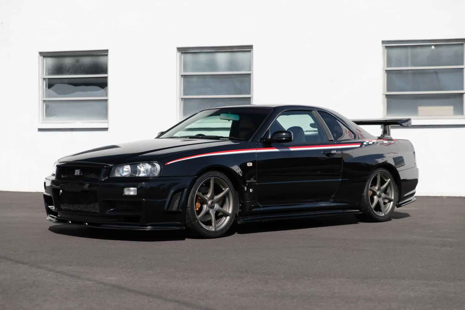 スカイラインGT-R 日産： NISSAN HERITAGE COLLECTION｜スカイラインGT-R V