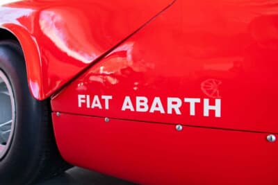 アバルト 3000SP：ボディサイドには「FIAT ABARTH」の文字が入る