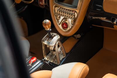 パガーニ ウアイラ エピトメ：顧客のオーダーによって作られたワンオフモデル