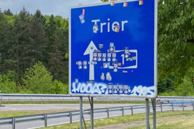 この先、トリア方面です