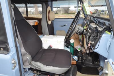 日産 2代目 パトロール:インテリア