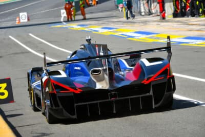 アルピーヌのテールランプはAの文字となっていてカッコいいです