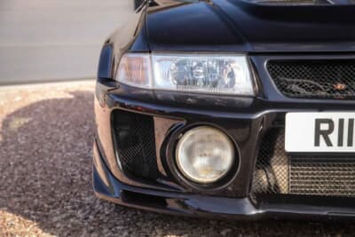 1万8020ポンド（邦貨換算約348万円）で落札された三菱「ランサーエボリューションV」（C）Bonhams