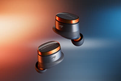 Pi8 マクラーレン エディション：デザインにはマクラーレンを象徴するパパイヤ・オレンジとガルバニック・グレーのカラーリングが採用されている