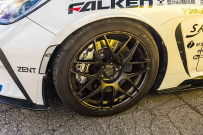 トヨタ GR86：ホイールはWedsのSA-27Rをチョイス
