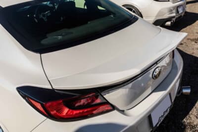 トヨタ GR86：SPECのダックテールを装着