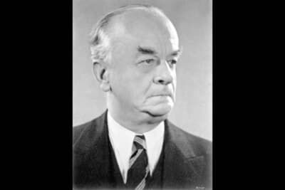 1909年、ベンツ社のチーフエンジニアであったプロスペル・ロランゲ（1876-1939年）が画期1909年、ベンツ社のチーフエンジニアであったプロスペル・ロランゲ（1876-1939年）が画期