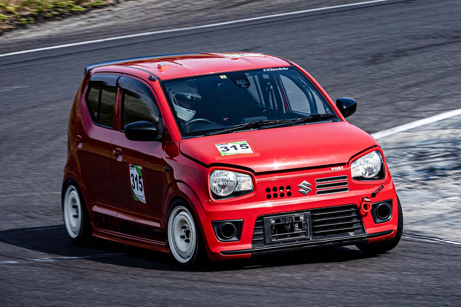 東北660選手権」1クラスにあえてスズキHA36型「アルト」で参戦！ 3台