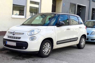 フィアット500L：日本にはないモデル