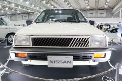日産マーチ