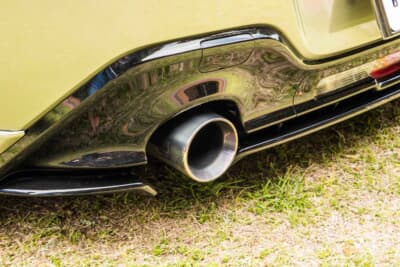 スバル BRZ：HKSのマフラー採用