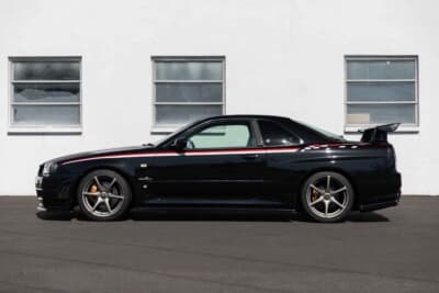 2万2960ドル（約3310万円）で現在も販売中の日産「スカイラインGT-R NISMO R1」（C）Bonhams