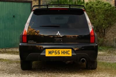 2万5000ポンド(約430万円〜487万円)で現在も販売中の三菱「ランサーエボリューション ワゴンGT」(C)Bonhams