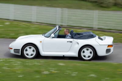 129万8750ユーロ（邦貨換算約2億1000万円）で落札されたポルシェ「959スピードスター」（C）Courtesy of RM Sotheby's