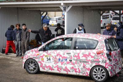 決勝は一時的に雪が舞う場面も。刻々と変わる路面コンディションに翻弄される1日だった