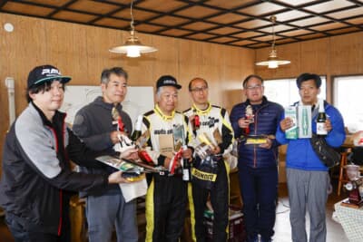 3クラスの表彰式。東北660ターボGPの主力であるスズキ HA36型アルトだけに、NAベースのワークス仕様が気になるオーナーも多いはず