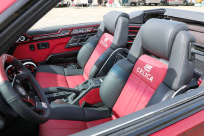 トヨタ セリカ コンバーチブルGT-S：ドアやシートはボディ同色仕上げ