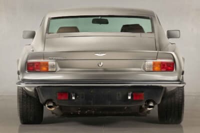 28万625ユーロ（邦貨換算約4620万円）で落札されたアストンマーティン「V8 ヴァンテージ オスカー・インディア」（C）Courtesy of RM Sotheby's