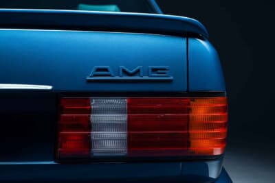 メルセデス・ベンツ「500SEL 5.0 AMG ブルーベリー」（C）Courtesy of RM Sotheby's