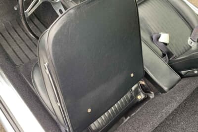13万7500ドル（邦貨換算約1990万円）で落札されたシボレー「コルベット C2スプリットウインドウ」（C）Courtesy of RM Sotheby's