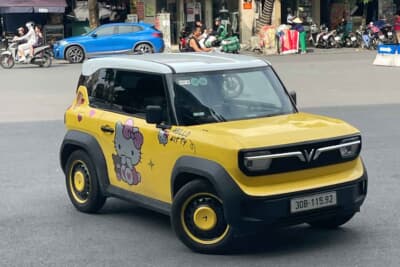 ビンファスト VF3：最小回転半径も小さく、ハノイやホーチミンのごちゃごちゃした市街地でも取りまわしは抜群だ