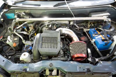 スズキ アルトワークスもダイハツ コペンと同じブーストアップ仕様。ブーストは1.2kg/m3に設定している