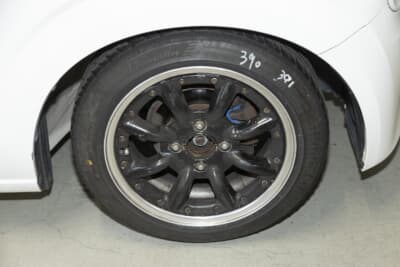 スズキ HA36型 アルト：ホイールはワタナベの2ピースなのがこだわり。タイヤはポテンザ・アドレナリンRE004