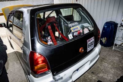 スズキ HA23型 アルト：FRPリアゲートは前の部車から移植。車齢から徐々に維持が難しくなってきたHA23だが、スペアパーツが残っているうちは使い続けるつもりだという