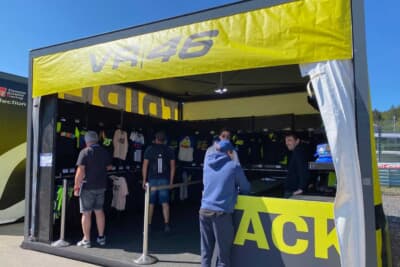 BMW M4 GT3で参戦するバレンティーノ・ロッシのショップは必須ですね