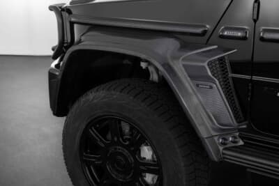 ブラバス XL 800：ブラバス カーボンパッケージボディを装着