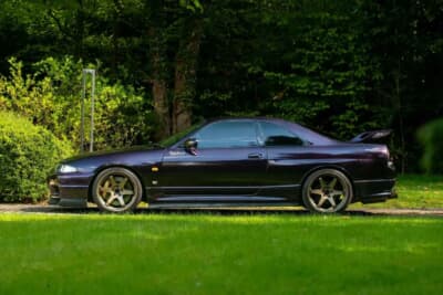 4万1340ポンド（邦貨換算約800万円）で落札された日産「スカイラインGT-R（BCNR33）」（C）Bonhams