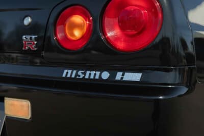 2万2960ドル（約3310万円）で現在も販売中の日産「スカイラインGT-R NISMO R1」（C）Bonhams