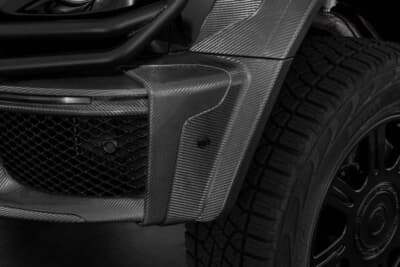 ブラバス XL 800：カーボンパーツをふんだんに使用している