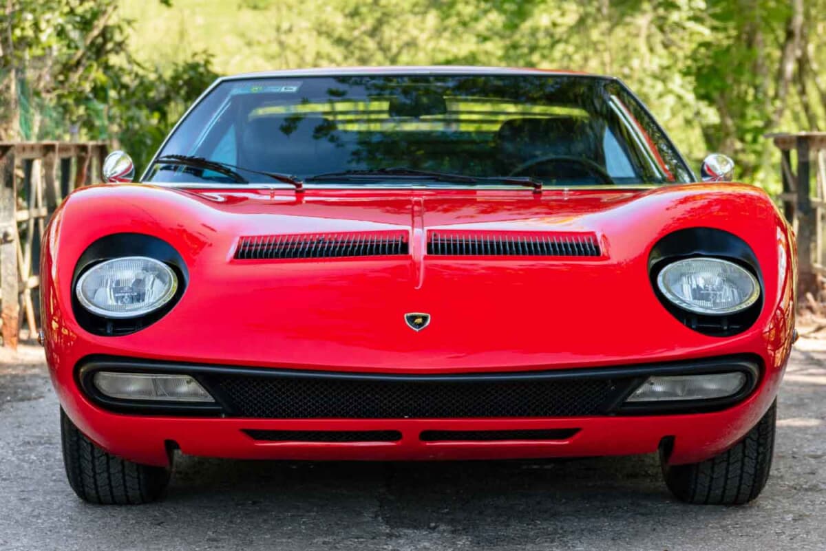 394万2500ユーロ（邦貨換算約6億6400万円）で落札されたランボルギーニ「ミウラSV」（C）Courtesy of RM Sotheby's