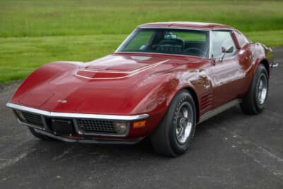 6万500ドル（邦貨換算約890万円）で落札されたシボレー「コルベット LT-1」（C）Courtesy of RM Sotheby's